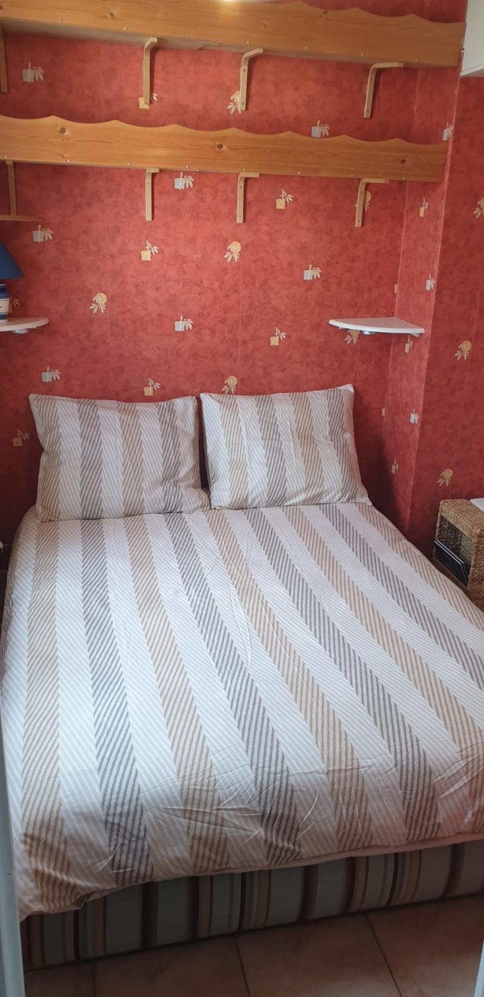 Front De Vue 3 Personnes + 1 Bebe Appartement *